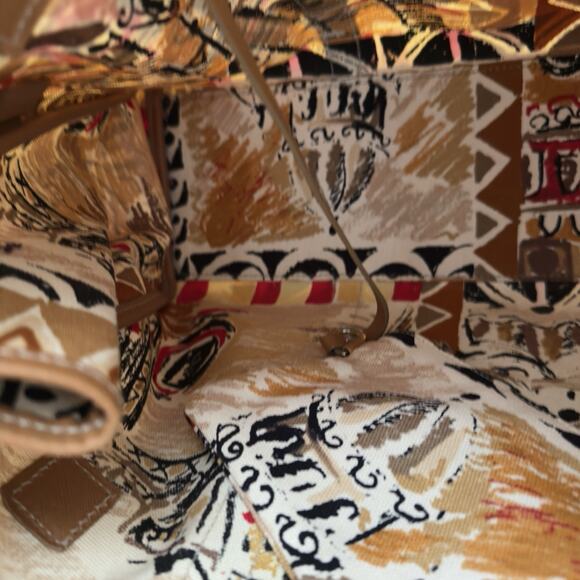 Prada Limited Edition Venetian Scene Tote Bag - Picture 13 of 16